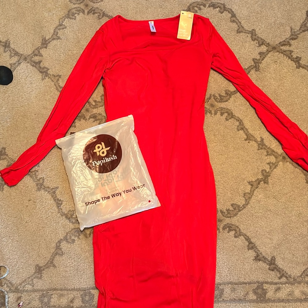 Long sleeve long sleeve, popilush midi dress in red Large